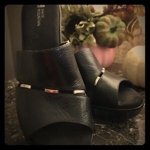 White Mountain wedge sandals